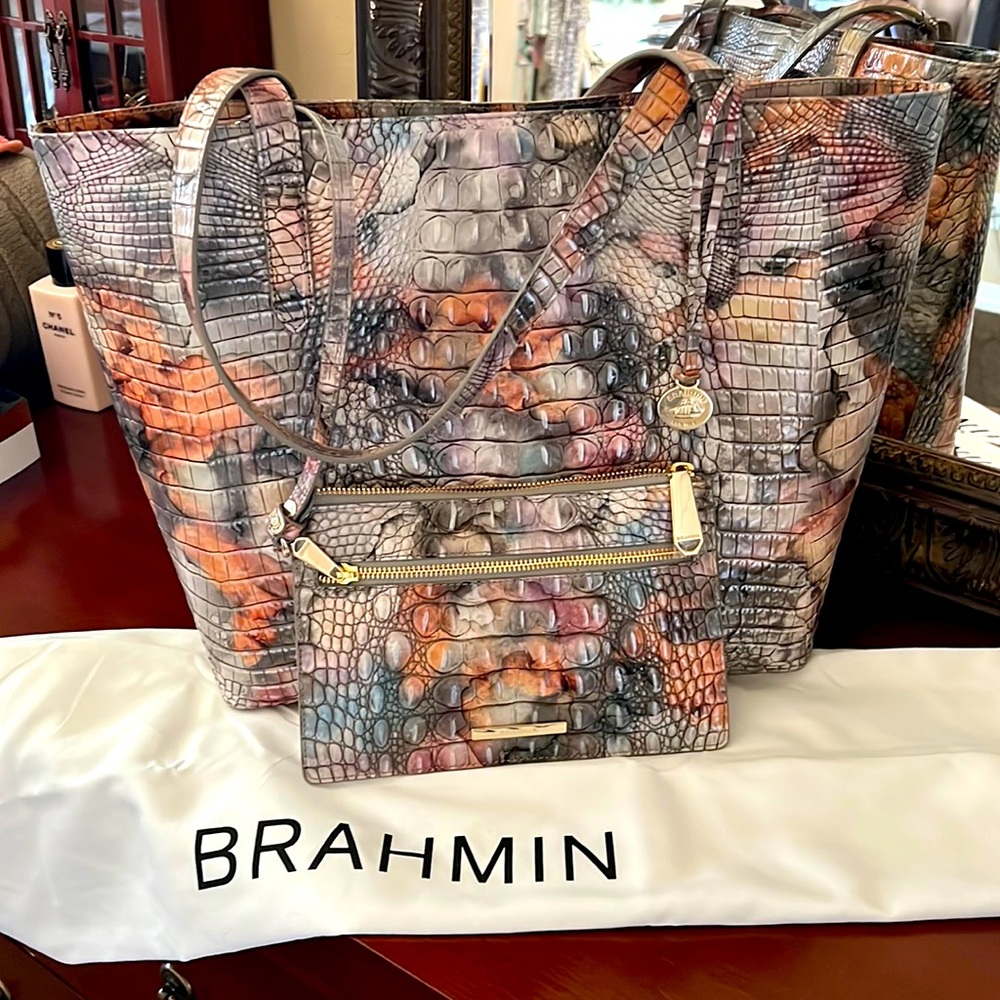 Brahmin large shoulder tote and matching makeup bag